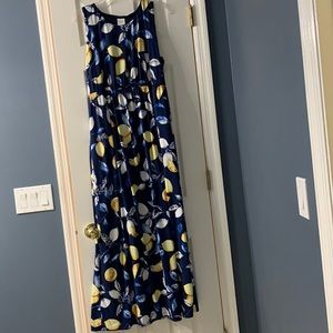 Soma Maxi Dress L - inside slip - 2 side pockets- very soft material